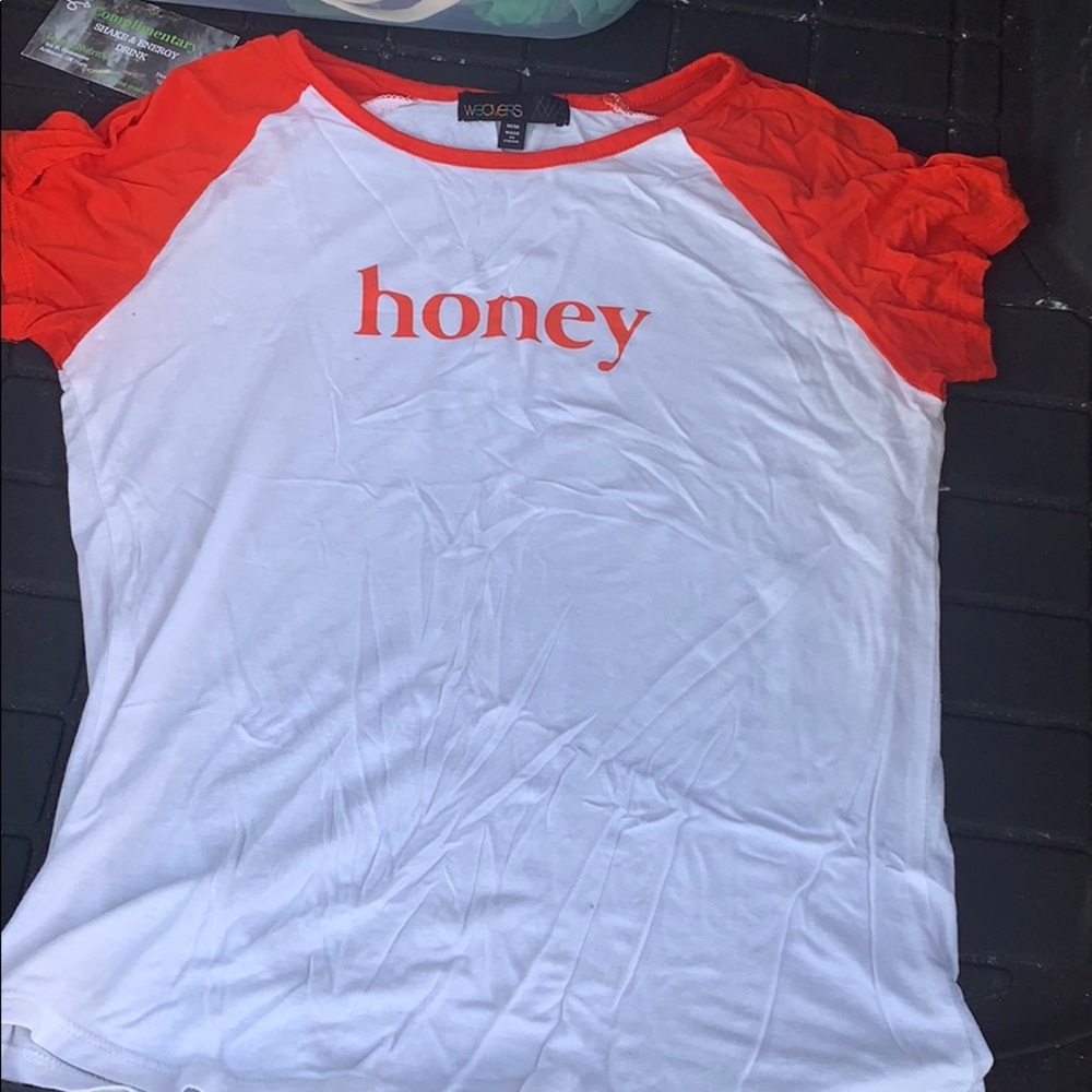 Graphic tee